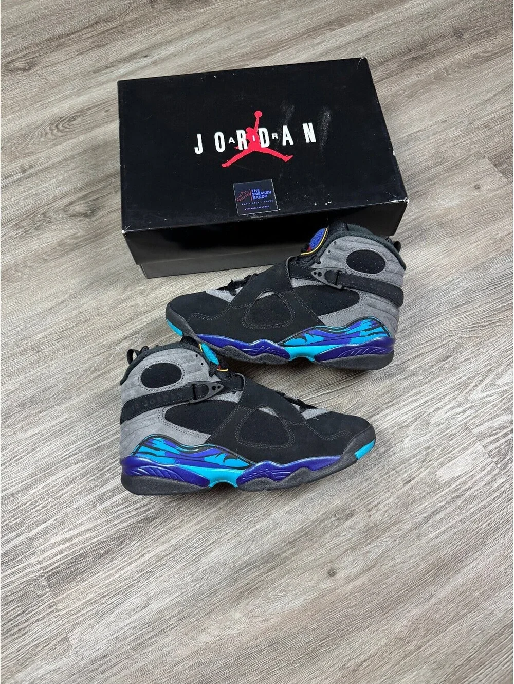 Size 10 - Jordan 8 Retro Aqua (2025)